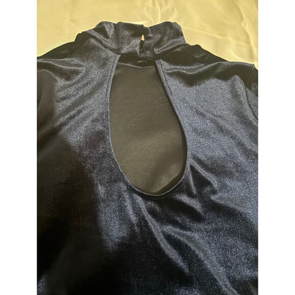 Anthropologie Women's Amandi Velvet Long Sleeve Maxi Dress  Blue Size Medium - Picture 15 of 16